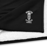 PropMob Skull Premium sherpa blanket